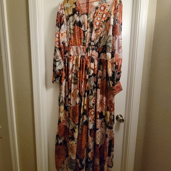 The autumn queen-chiffon maxi dress - Picture 4 of 10